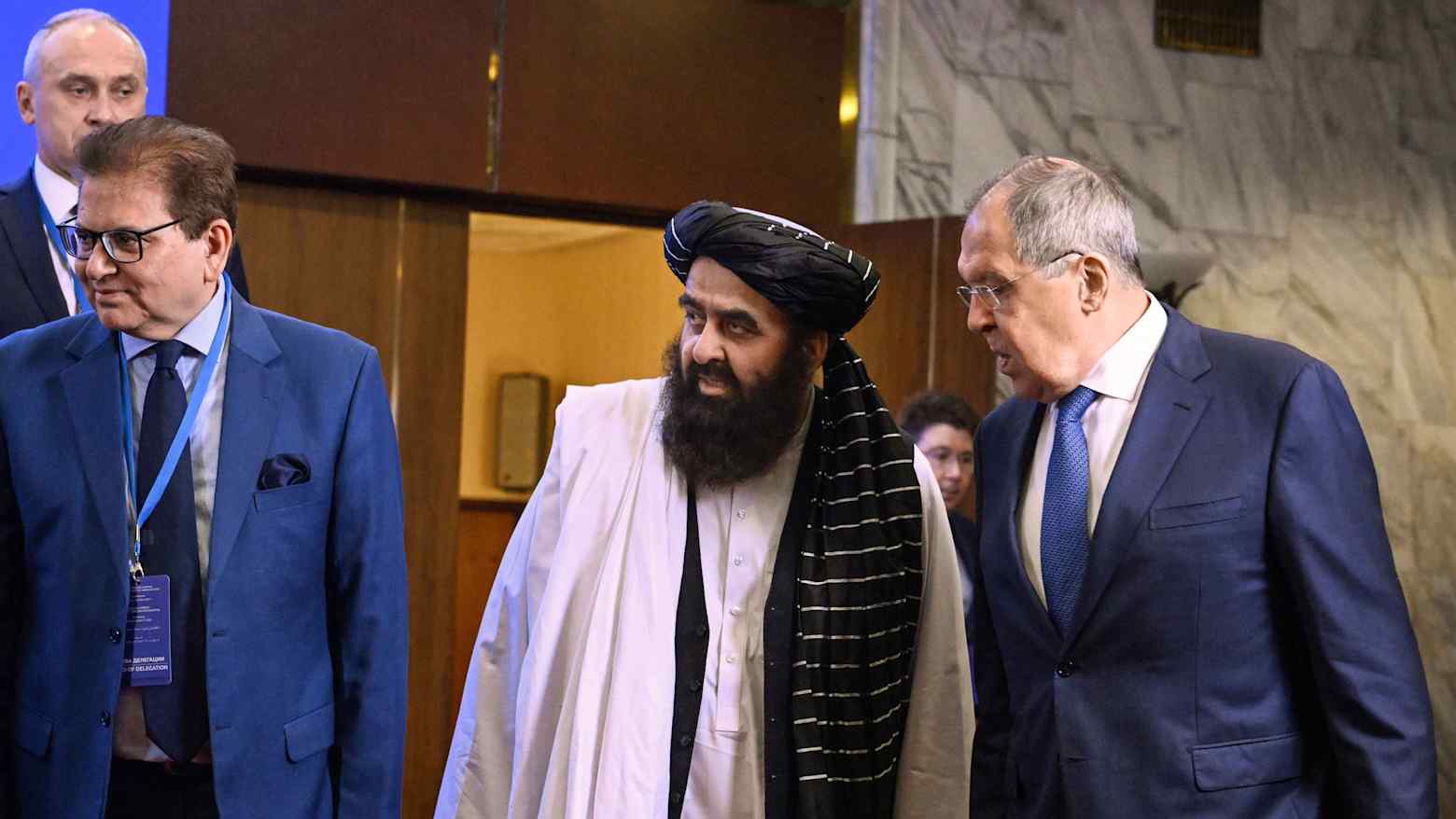 Taliban Ta Haramta Wa Ma’aikatan Gwamnati Zuwa Aiki da Manyan Wayoyi
