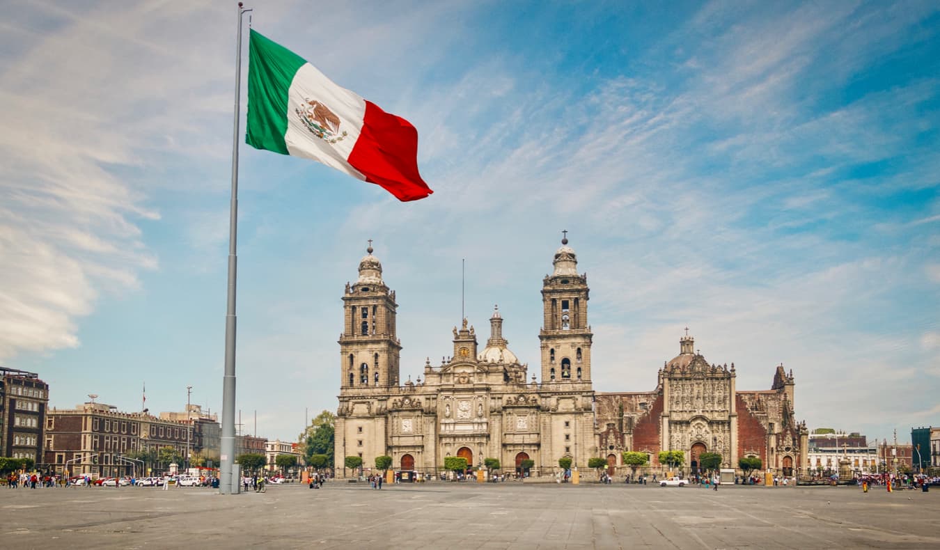 Mutane 17 Sun Jikkata Bayan Wata Mota Ta Kutsa Cikin Masu Murnar Nasarar Mexico